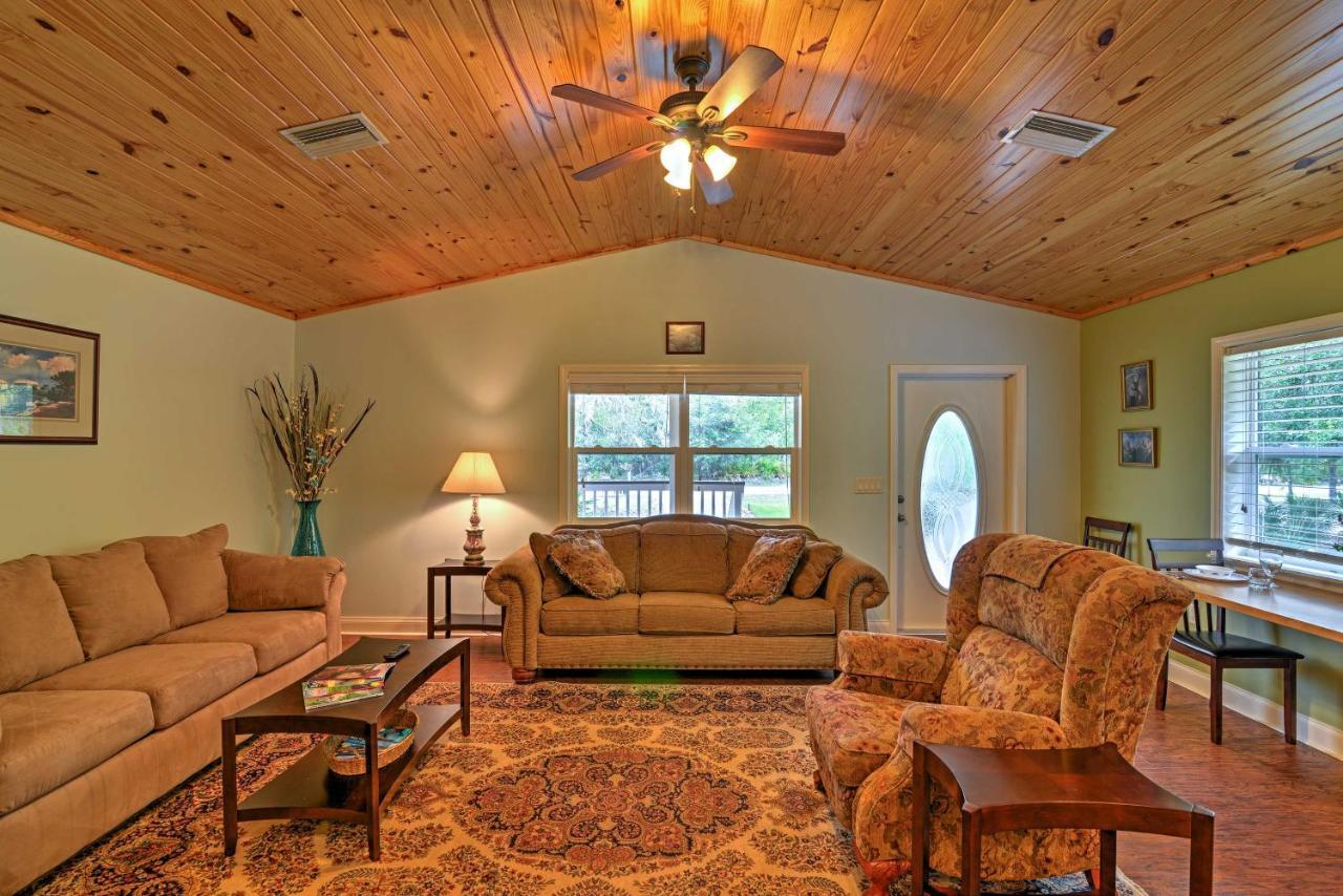 Crystal River Cottage On 1 Acre With Deck And Porch! Yankeetown Εξωτερικό φωτογραφία