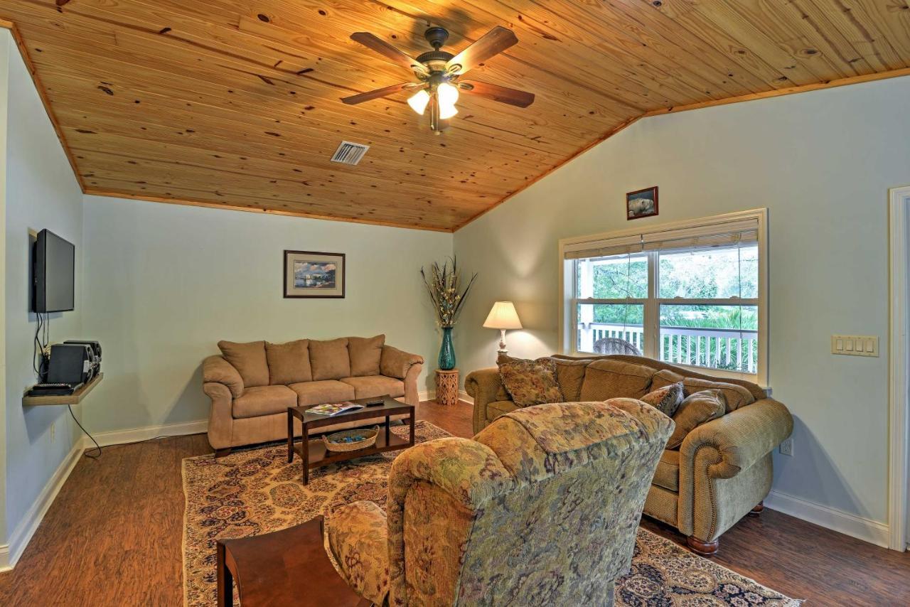 Crystal River Cottage On 1 Acre With Deck And Porch! Yankeetown Εξωτερικό φωτογραφία