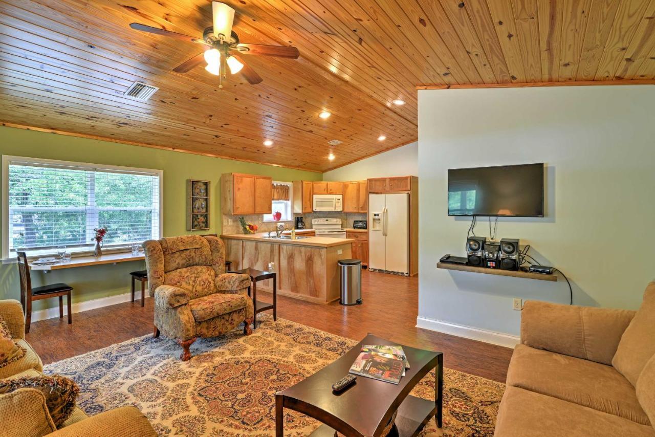 Crystal River Cottage On 1 Acre With Deck And Porch! Yankeetown Εξωτερικό φωτογραφία