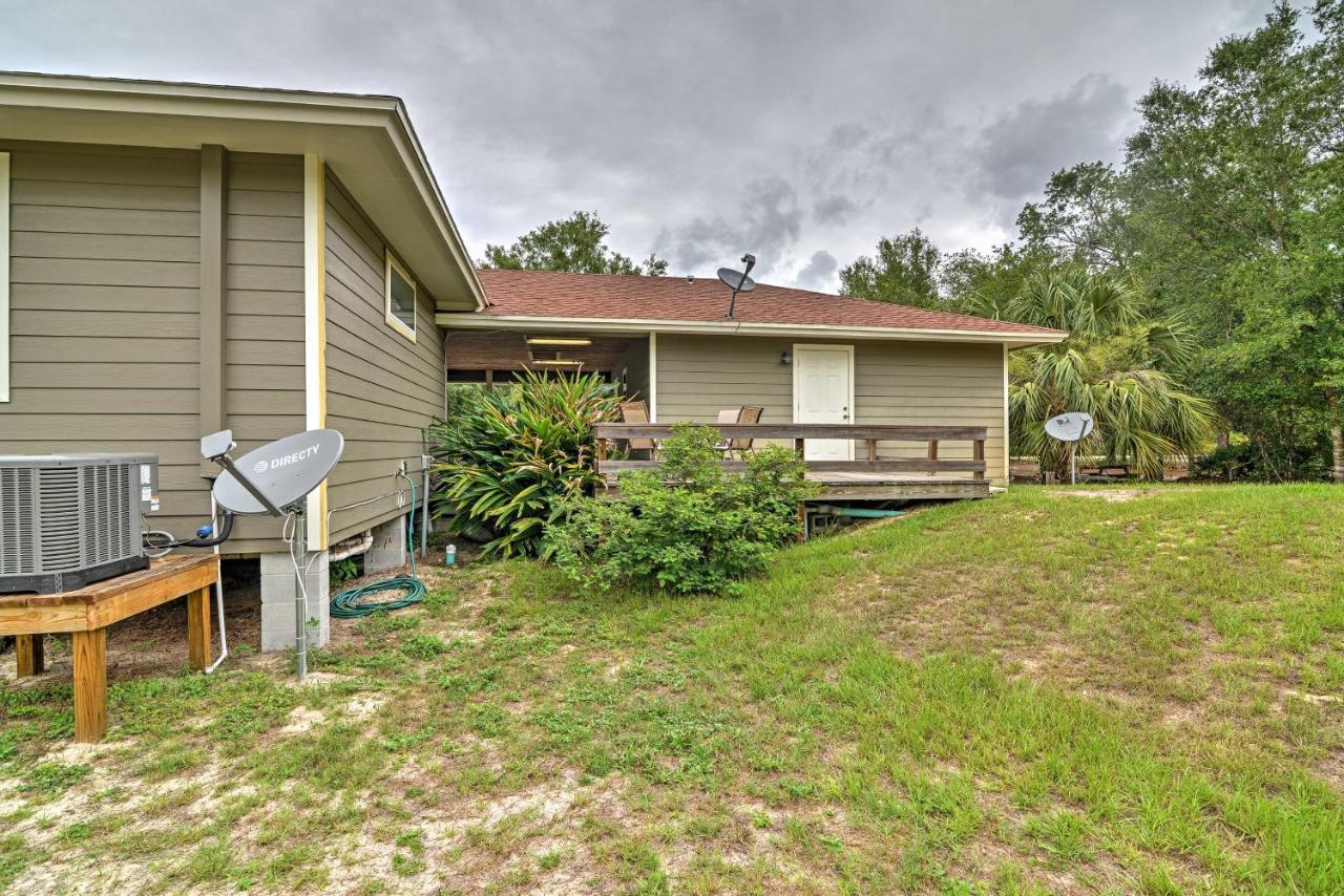 Crystal River Cottage On 1 Acre With Deck And Porch! Yankeetown Εξωτερικό φωτογραφία