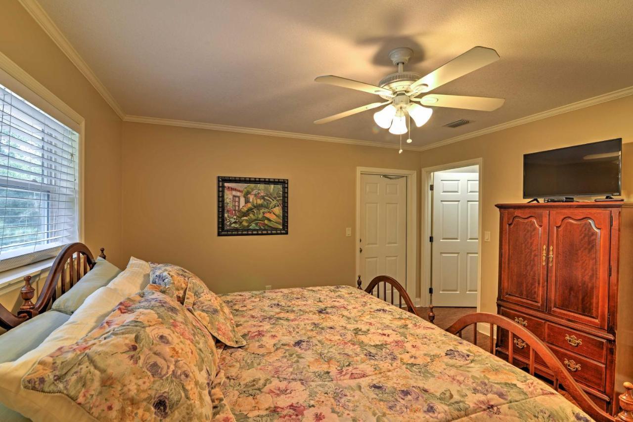 Crystal River Cottage On 1 Acre With Deck And Porch! Yankeetown Εξωτερικό φωτογραφία